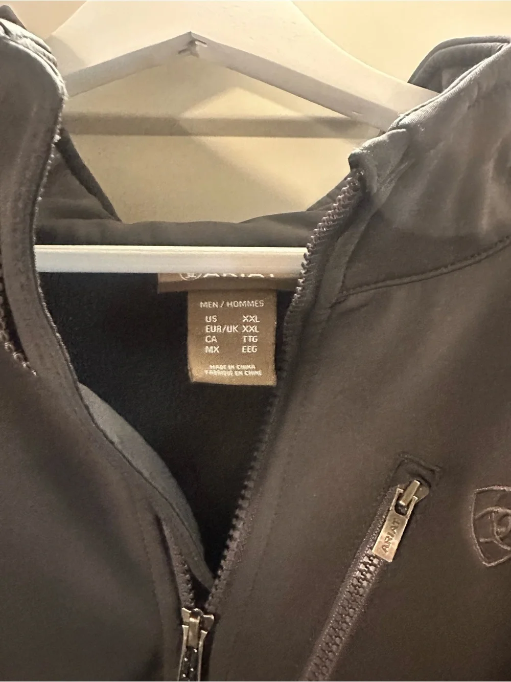 Ariat Men's Black Lightweight Softshell Jacket